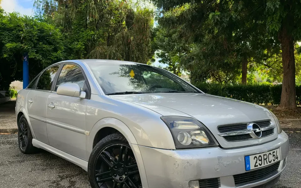 Opel Vectra GTS 1.9 CDTI