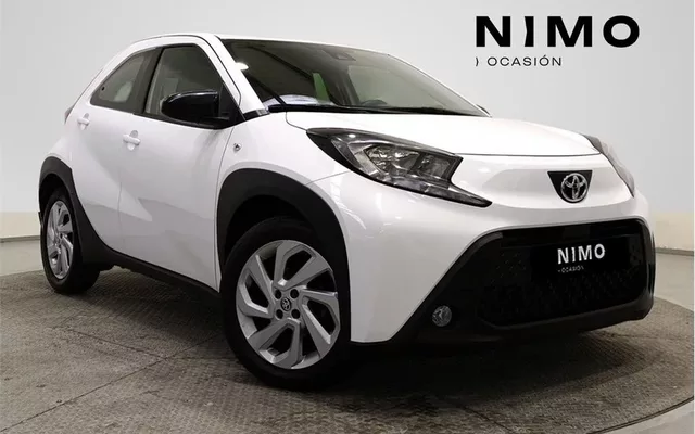 TOYOTA Aygo X Cross AYGO X CROSS 1.0 VVT-I 72CV Play