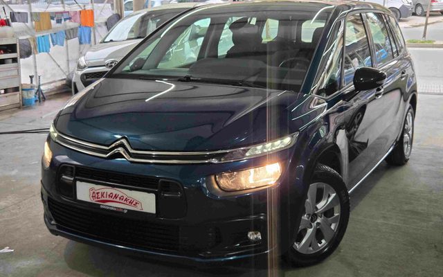 Citroen '21 - 1.5 Diesel 131hp - Parktronic - Start/Stop