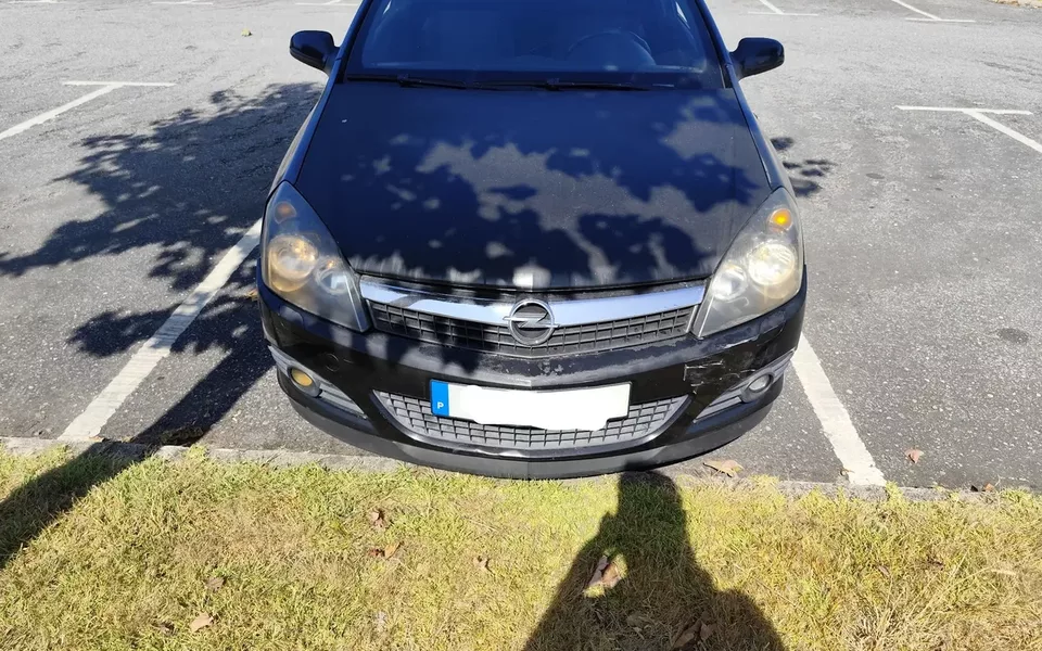 Opel Astra GTC 1.3 CDTI