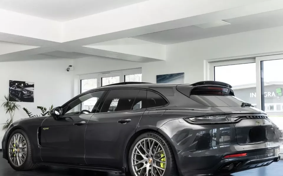Porsche Panamera Sport Turismo 4S E-Hybrid