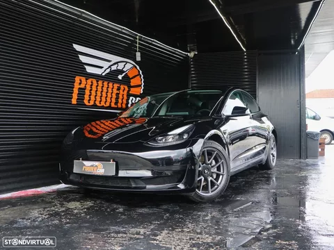Tesla Model 3 Tração Traseira