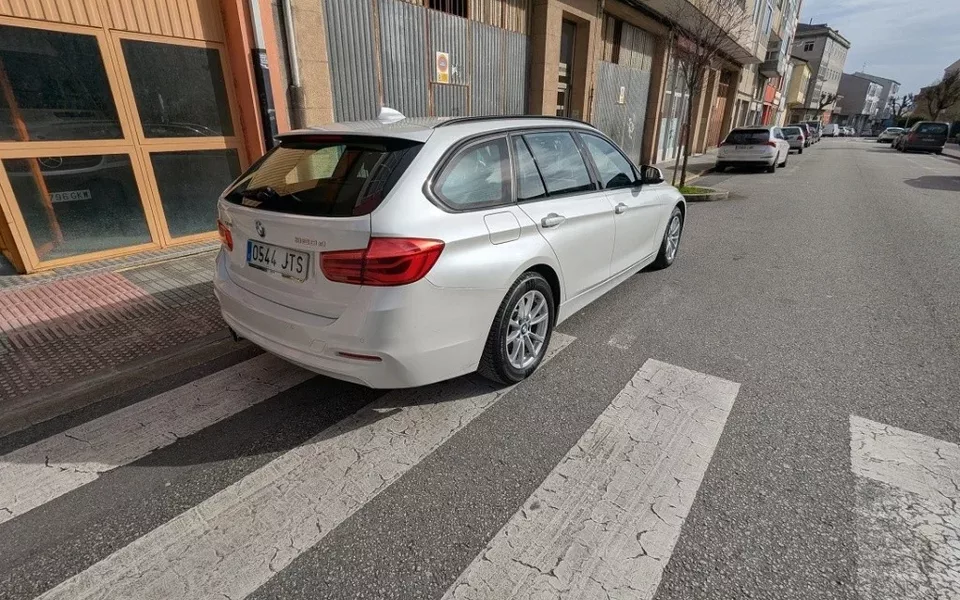 BMW Serie 3 320d Touring xDrive - 12990€ en