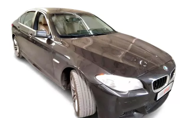 BMW 525