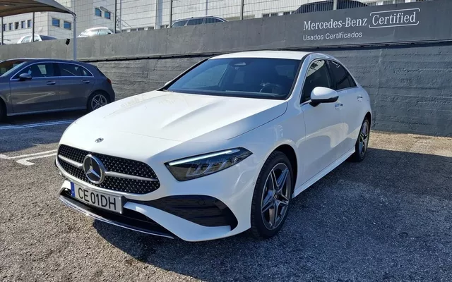 Mercedes-Benz A 250 Limousine
