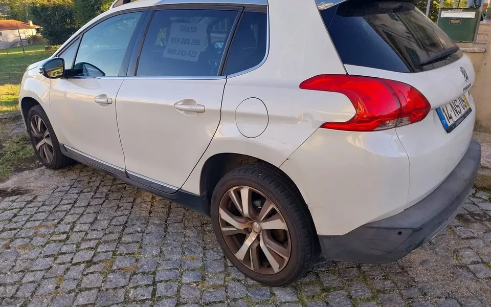 Peugeot 2008 1.6 e-HDi Allure