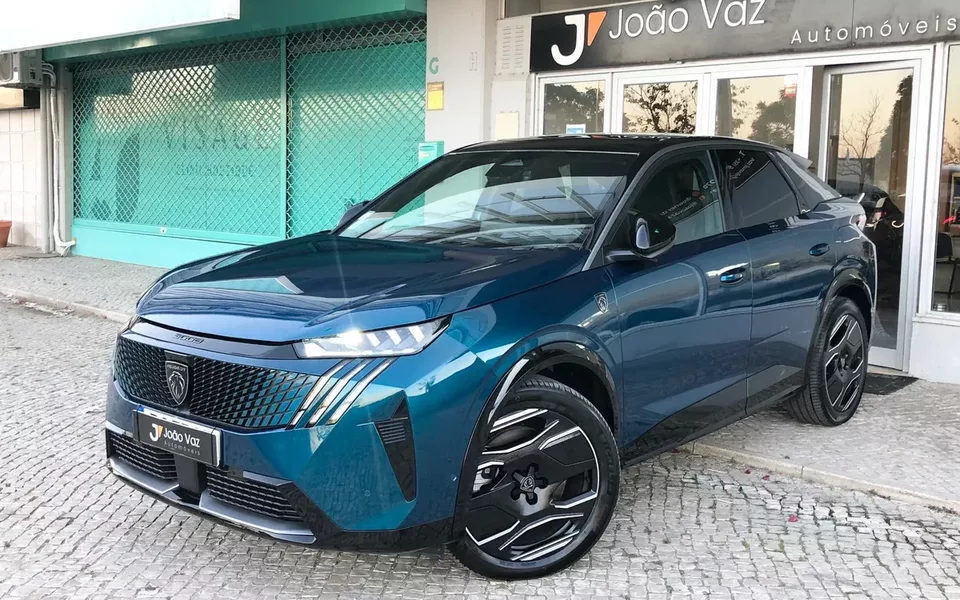 Peugeot E-3008 73 kWh GT