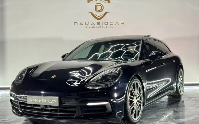 Porsche Panamera Sport Turismo 4