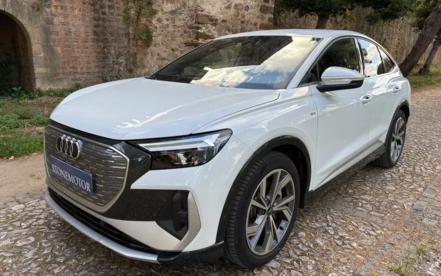 Audi Q4 Sportback e-tron 45 82 kWh SE Business Plus