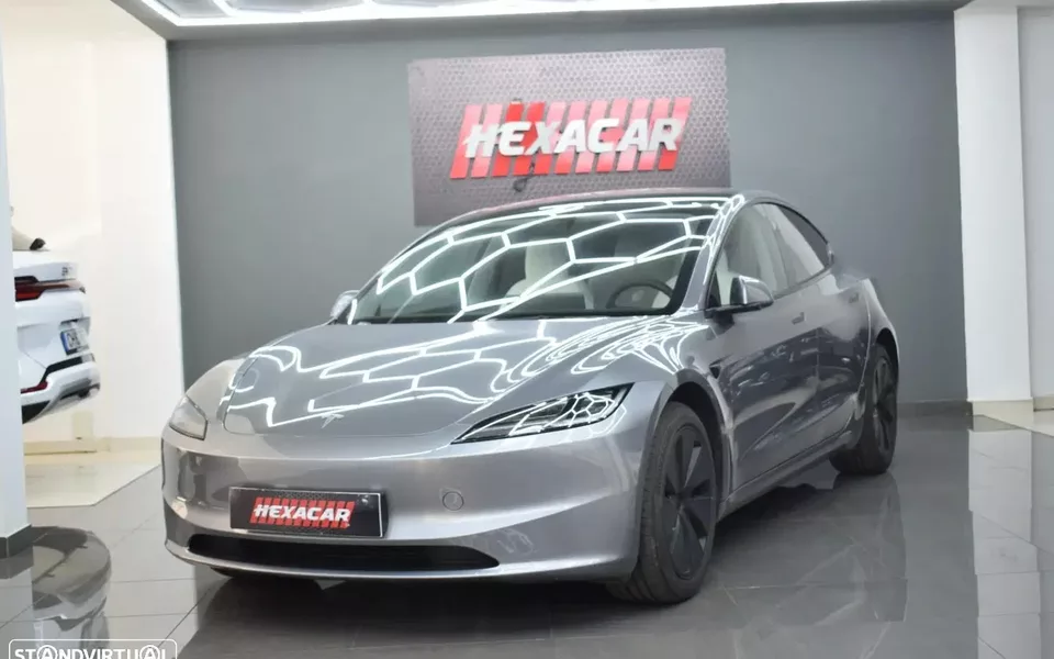 Tesla Model 3 Tração Traseira