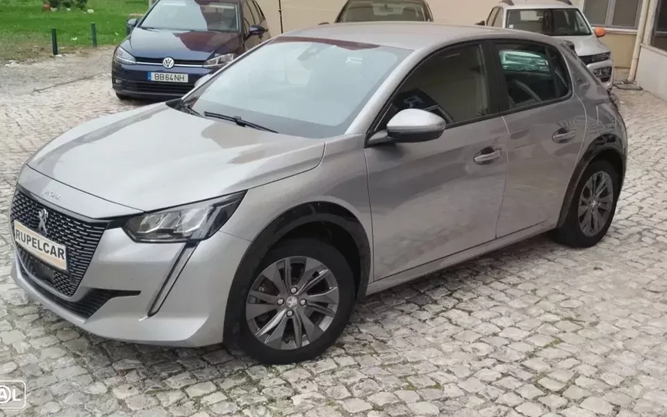 Peugeot e-208 Active Pack