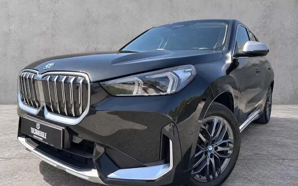 BMW iX1 xDrive30 xLine