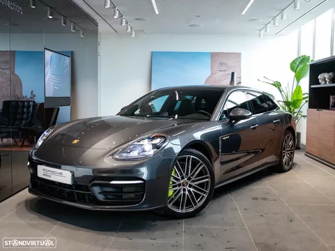 Porsche Panamera Sport Turismo 4 E-Hybrid Platinum Edition PDLS