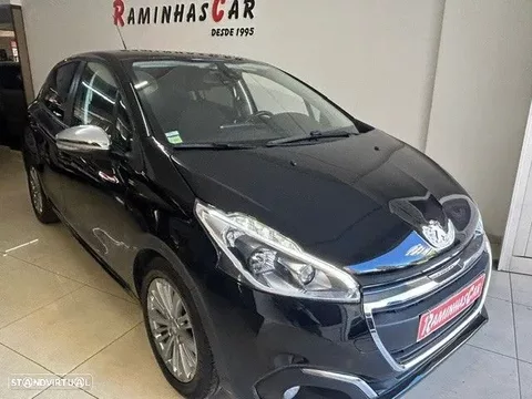 Peugeot 208 1.6 BlueHDi Style