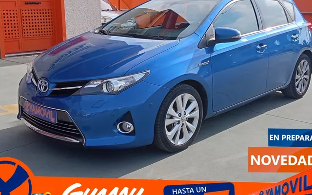 Toyota Auris Hybrid Advance 100 kW (136 CV)
