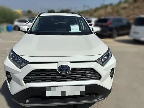 TOYOTA RAV-4 2.5l 220H Advance