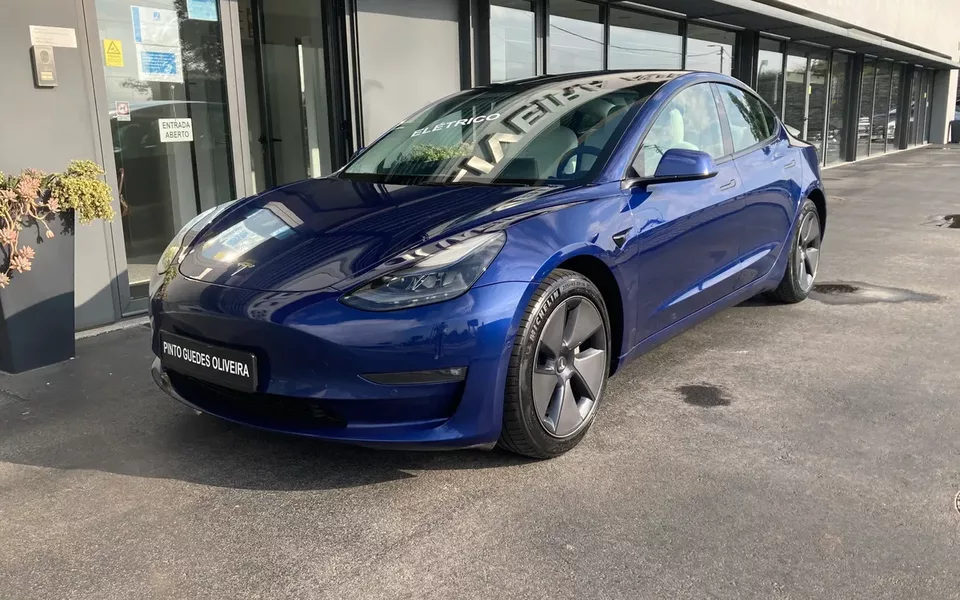 Tesla Model 3 Long Range AWD Dual Motor