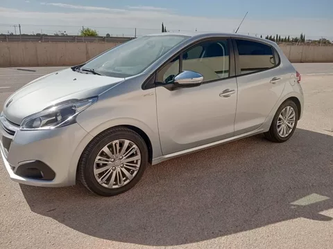 PEUGEOT 208 208 1.6BlueHDi Like 75