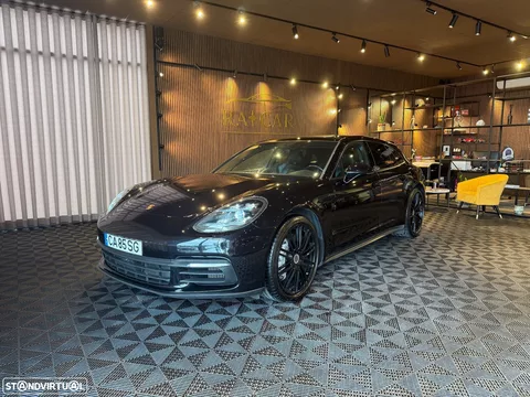 Porsche Panamera Sport Turismo 4 E-Hybrid Platinum Edition