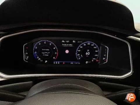 VOLKSWAGEN T-Roc T-Roc 1.5 TSI R-Line kW DSG7 110KW