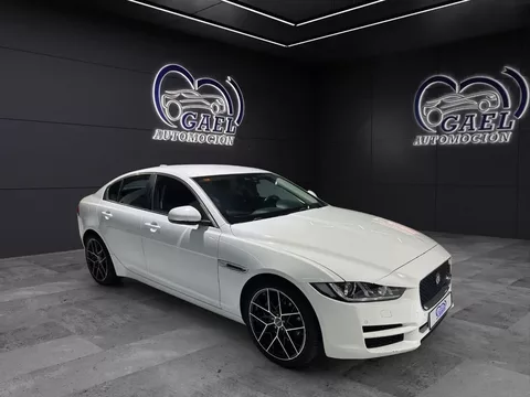 JAGUAR XE XE 2.0 Diesel Portfolio AWD Aut. 180