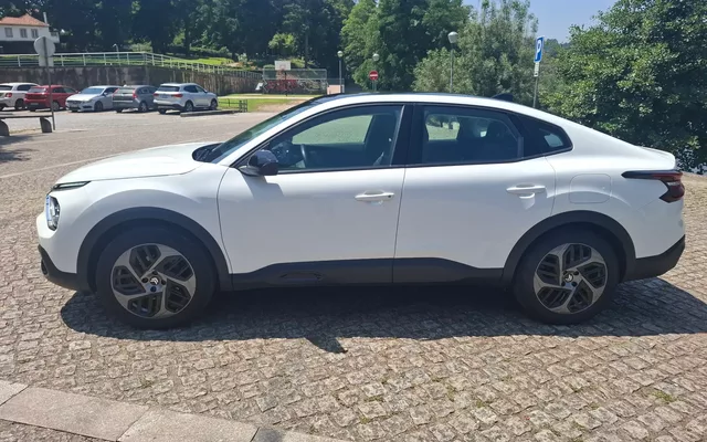 Citroën C4 X