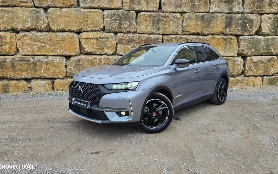 DS DS7 Crossback E-Tense Performance Line EAT8