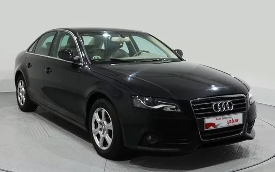 AUDI A4 A4 2.0TDI DPF 143