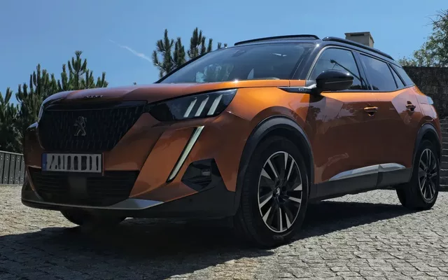 Peugeot 2008 1.5 BlueHDi GT Line EAT8