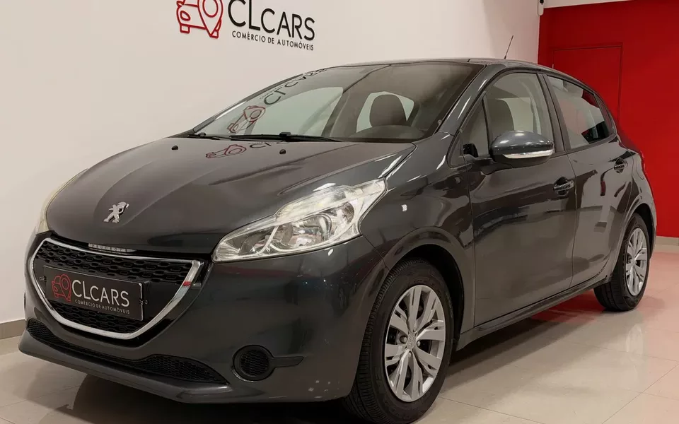 Peugeot 208