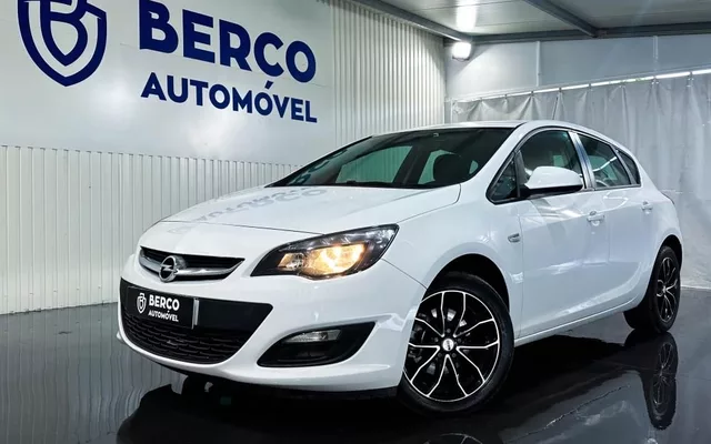 Opel Astra 1.6 CDTI Cosmo S/S J18