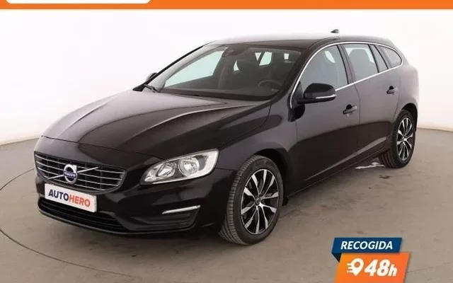 VOLVO V60 V60 D3 Momentum Aut. 150