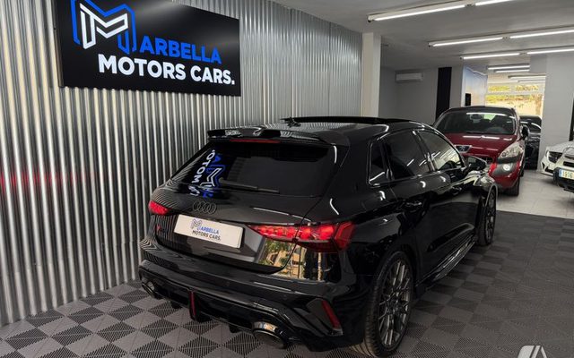 AUDI A3 RS3 Sportback quattro S tronic 294kW
