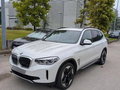BMW iX3 Impressive