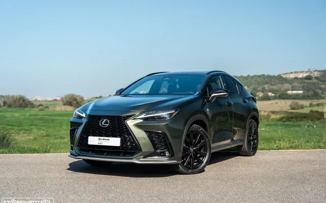 Lexus NX 450h+