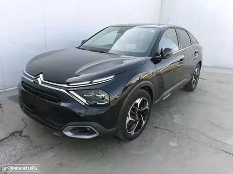 Citroën C4 PureTech 130 Stop&Start EAT8 SHINE