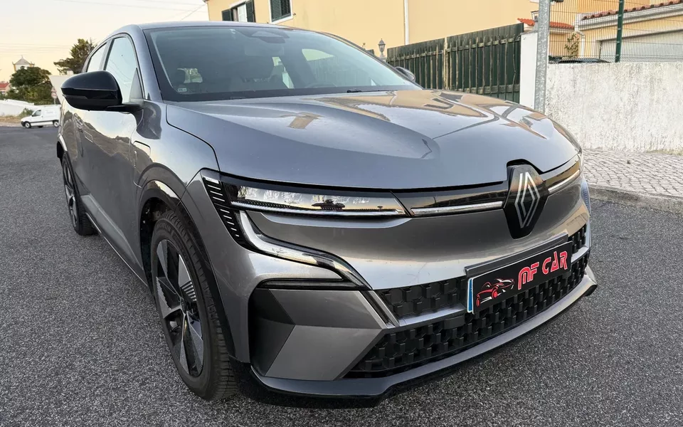 Renault Mégane E-Tech EV60 220hp optimum charge Equilibre