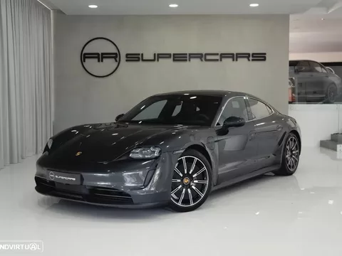 Porsche Taycan 4S