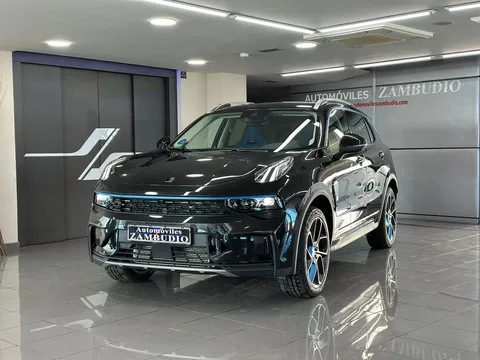 LYNK & CO 01 01 1.5T PHEV