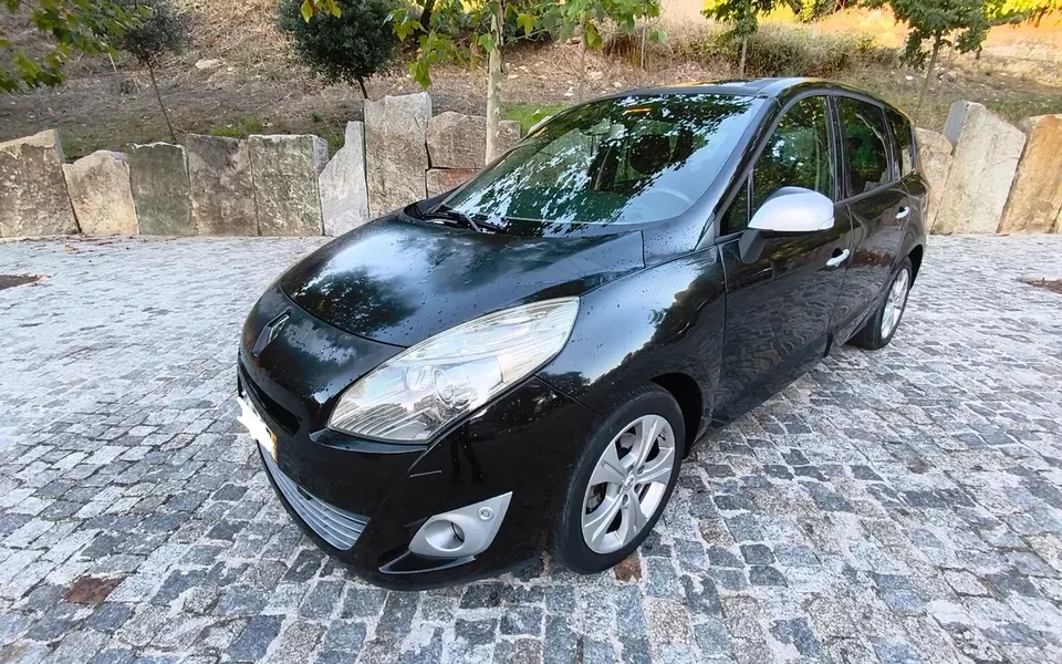 Renault Grand Scénic 1.5 dCi Dynamique S 7L