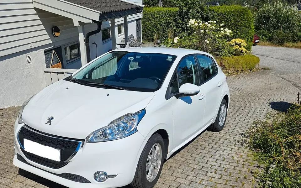 Peugeot 208 1.2 VTi Access