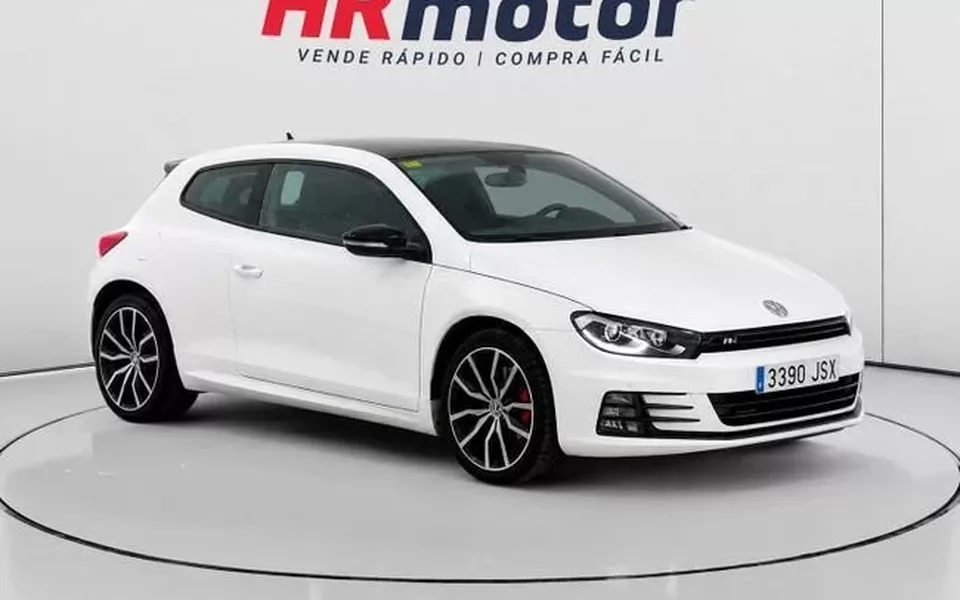 VOLKSWAGEN Scirocco Scirocco 2.0 TSI BMT Typhoon by R-Line DSG 132kW