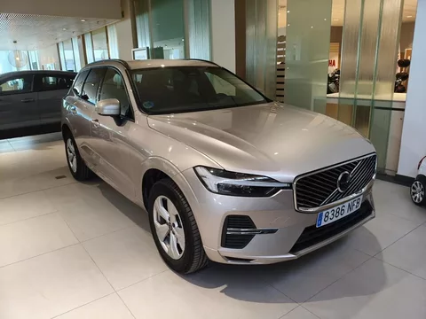 VOLVO XC60 2.0 B5 G AWD Core Auto