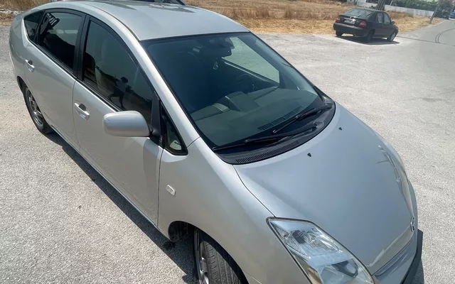 Toyota Prius 1.5 VVT-i Híbrido