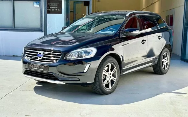 VOLVO XC60 XC60 D4 Momentum Aut. 181