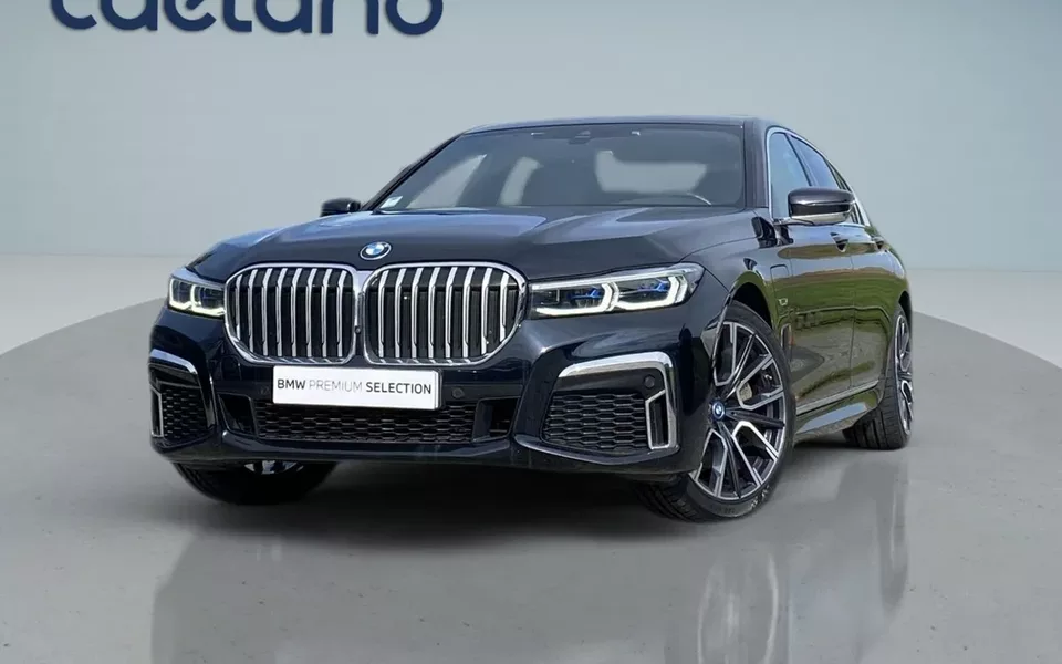 BMW 745 e iPerformance Pack M Auto