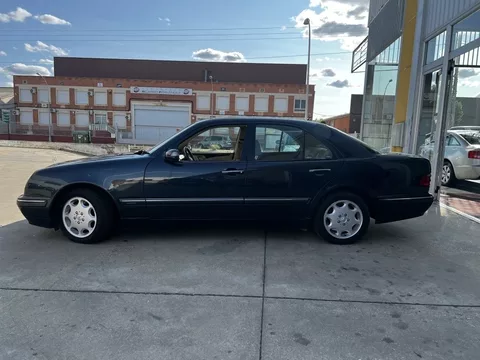 MERCEDES-BENZ Clase E E 320 CDI Elegance
