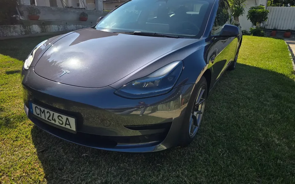Tesla Model 3 Standard Range Plus RWD