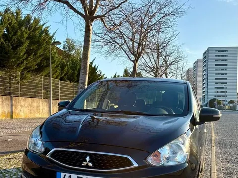 Mitsubishi Space Star 1.2 Intense CVT