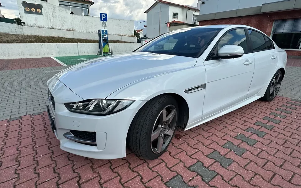 Jaguar XE 2.0 D R-Sport Aut.